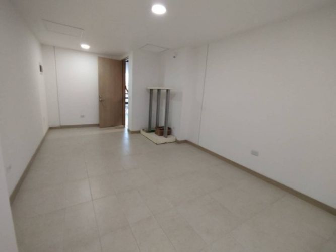 Oficina en arriendo en Laureles, Medellín, 24 m² · foto 3 de 3