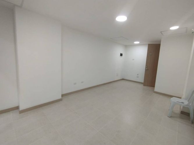Oficina en arriendo en Laureles, Medellín, 24 m² · foto 4 de 4