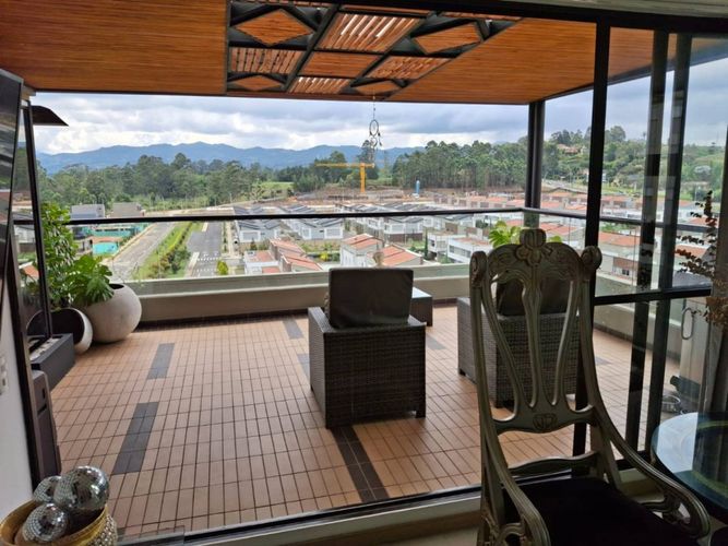 Apartamento de 3 alcobas en venta en El Porvenir, Rionegro, 154 m² · foto 4 de 16