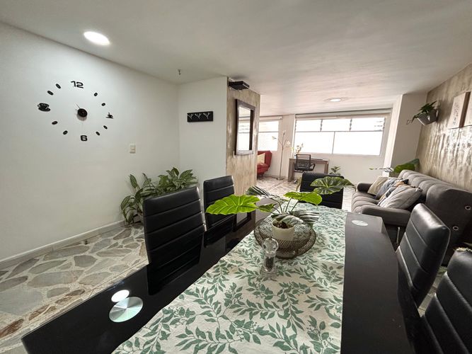Apartamento de 1 alcoba en arriendo en Laureles, Medellín, 70 m² · foto 3 de 19