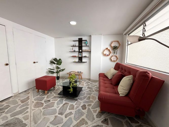 Apartamento de 1 alcoba en arriendo en Laureles, Medellín, 70 m² · foto 7 de 19