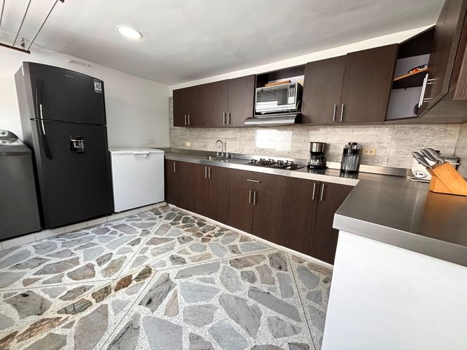 Apartamento de 1 alcoba en arriendo en Laureles, Medellín, 70 m² · foto 11 de 19