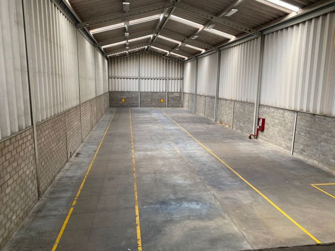 Bodega en arriendo en Cordialidad, Barranquilla, 874 m² · foto 2 de 5