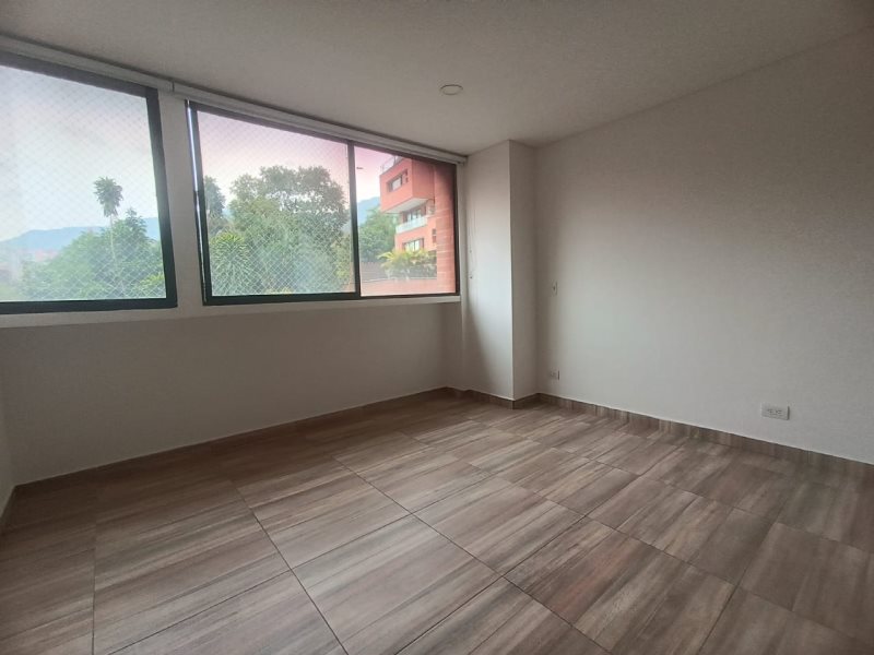 Apartamento en arriendo en Loma De Las Brujas, Envigado · foto 12 de 19