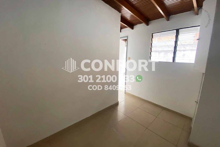 Casa de 5 alcobas en arriendo en Las Acacias, Medellín, 220 m² · foto 16 de 24