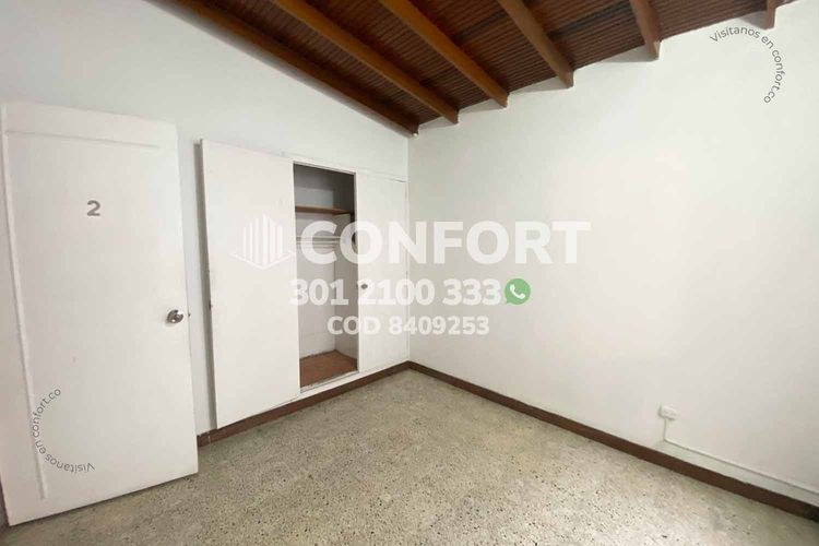 Casa de 5 alcobas en arriendo en Las Acacias, Medellín, 220 m² · foto 20 de 24