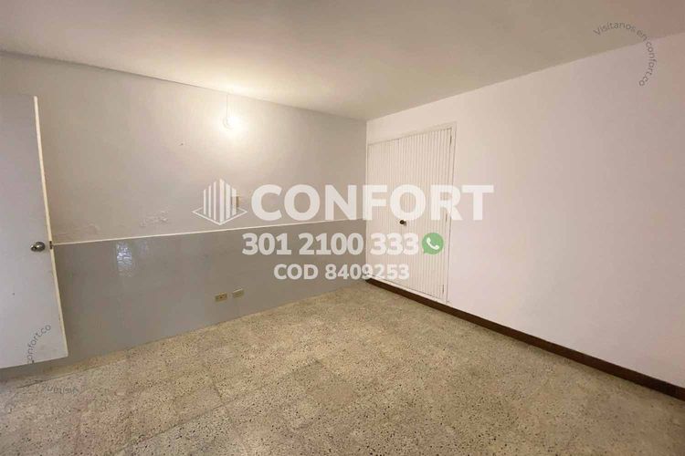 Casa de 5 alcobas en arriendo en Las Acacias, Medellín, 220 m² · foto 20 de 24