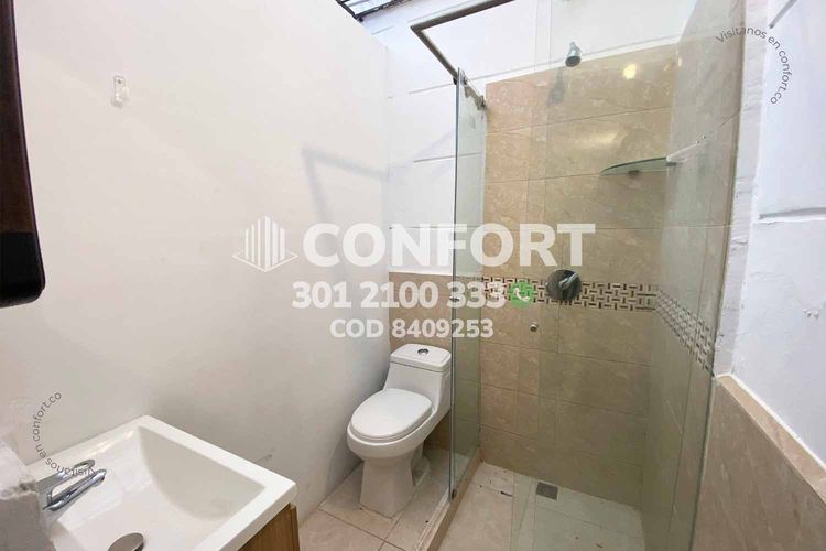 Casa de 5 alcobas en arriendo en Las Acacias, Medellín, 220 m² · foto 24 de 24