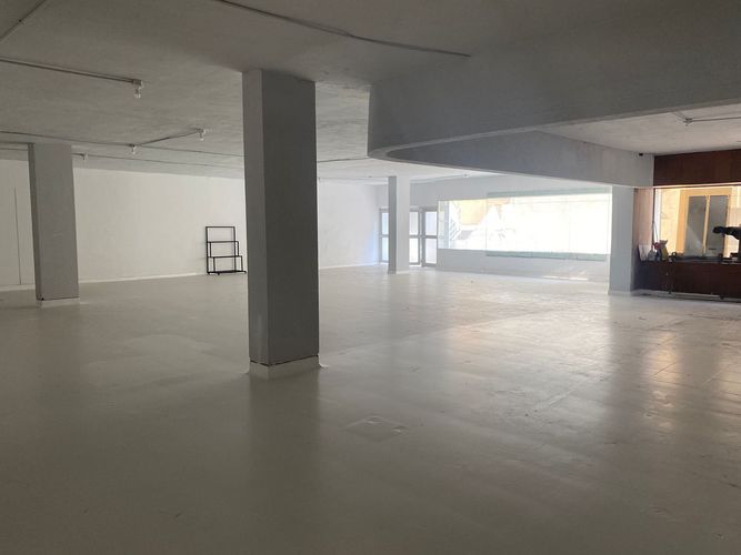 Edificio en venta en Alfonso Lopez, Palmira, 1800 m² · foto 4 de 11