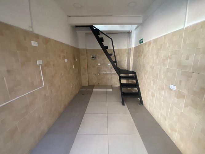Local en arriendo en El Poblado, Medellín, 30 m² · foto 9 de 12