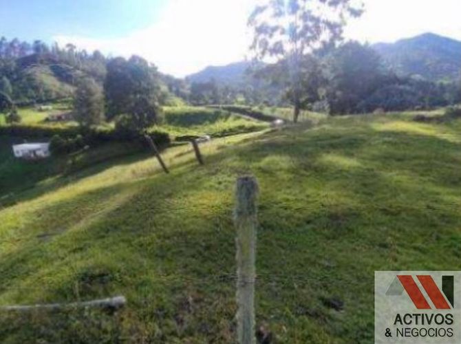 Lote en venta en El Tablazo, Rionegro, 25600 m² · foto 2 de 6