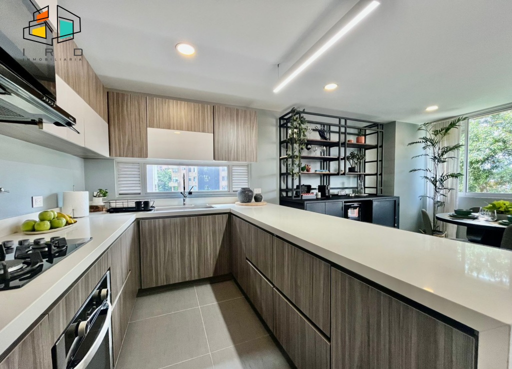 Apartamento en arriendo en Castropol, Medellín · foto 4 de 22