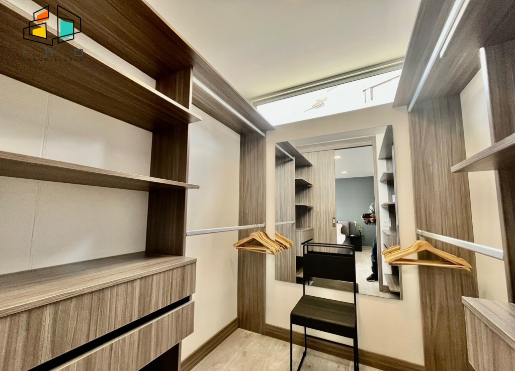 Apartamento en arriendo en Castropol, Medellín · foto 11 de 22