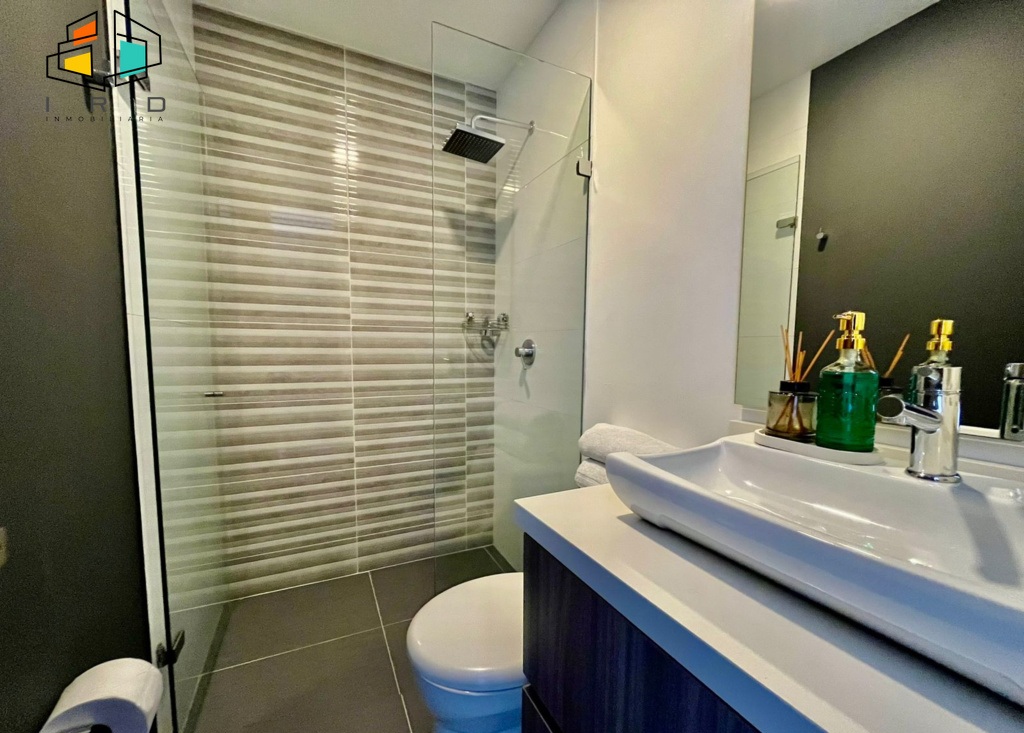 Apartamento en arriendo en Castropol, Medellín · foto 19 de 22
