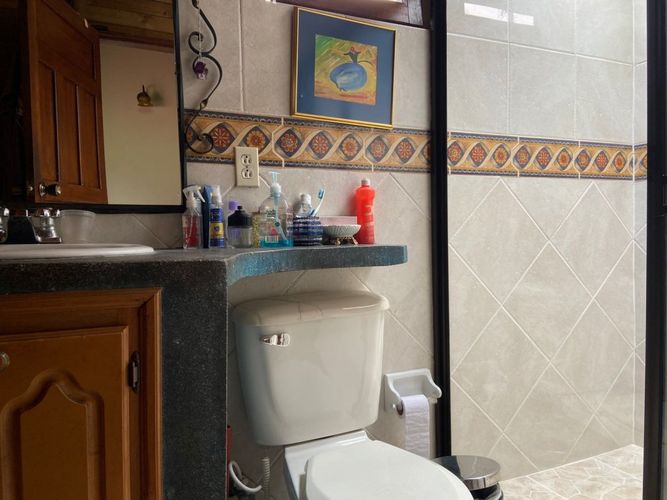 Casa de 4 alcobas en venta en Vereda La Doctora, Sabaneta, 320 m² · foto 19 de 20