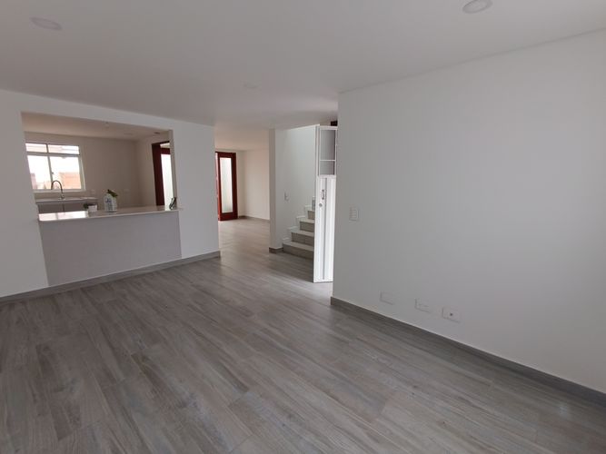 Casa de 3 alcobas en venta en Villa Ines, Bogotá, 144 m² · foto 2 de 24