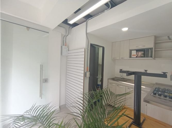 Local en arriendo en Ciudad Del Río, Medellín, 16 m² · foto 4 de 6