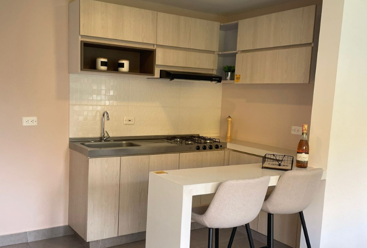 Apartamento de 2 alcobas en venta en La Estancia, Madrid, 49 m² · foto 7 de 9