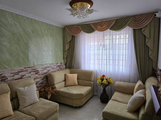 Casa de 4 alcobas en venta en San Carlos, Bogotá, 178 m² · foto 2 de 24