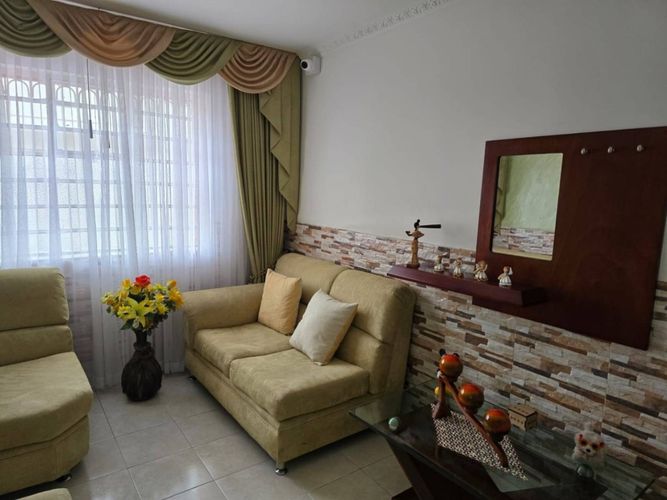 Casa de 4 alcobas en venta en San Carlos, Bogotá, 178 m² · foto 3 de 24