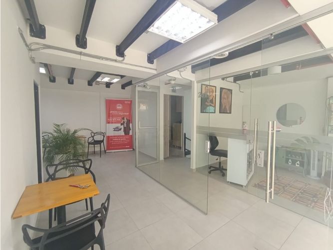 Local en arriendo en Ciudad Del Río, Medellín, 30 m² · foto 3 de 7