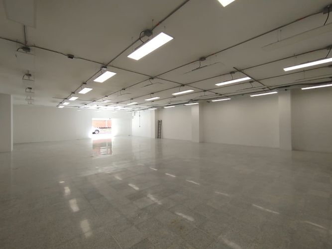 Local en arriendo en Laureles, Medellín, 300 m² · foto 5 de 12