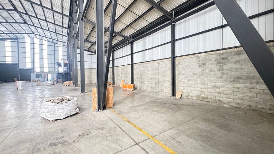 Bodega en arriendo en Acopi, Yumbo, 1006 m² · foto 11 de 18