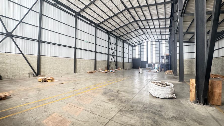 Bodega en arriendo en Acopi, Yumbo, 1006 m² · foto 3 de 18
