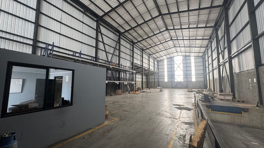 Bodega en arriendo en Acopi, Yumbo, 1006 m² · foto 10 de 18