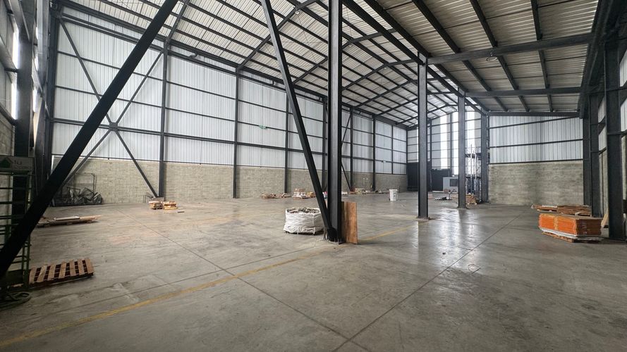 Bodega en arriendo en Acopi, Yumbo, 1006 m² · foto 8 de 18