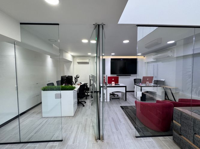 Local en venta en Laureles, Medellín, 700 m² · foto 5 de 18