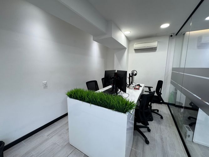 Local en venta en Laureles, Medellín, 700 m² · foto 7 de 18