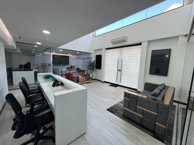 Local en venta en Laureles, Medellín, 700 m² · foto 10 de 18