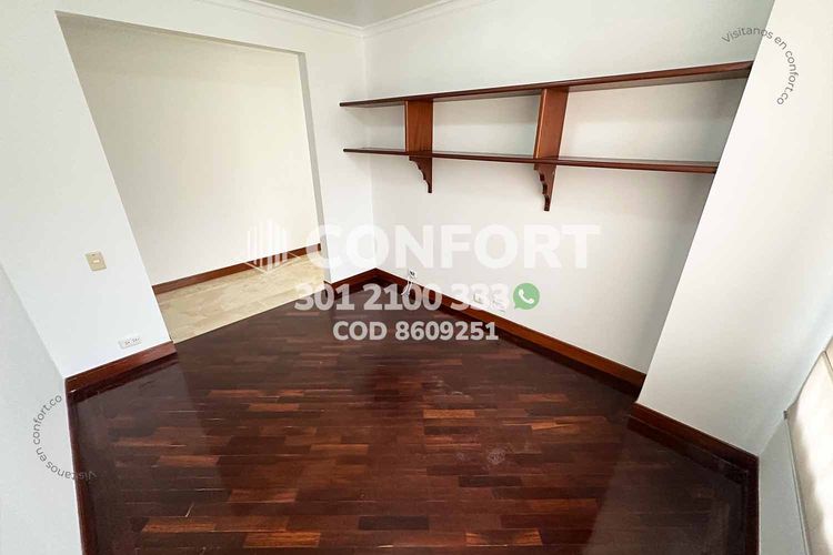 Apartamento de 3 alcobas en arriendo en El Tesoro, Medellín, 198 m² · foto 9 de 24