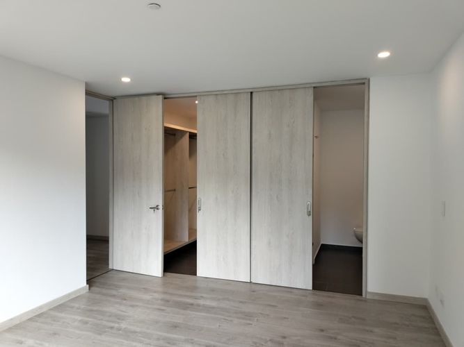 Apartamento de 2 alcobas en arriendo en Vía Las Palmas, Medellín, 93 m² · foto 13 de 17