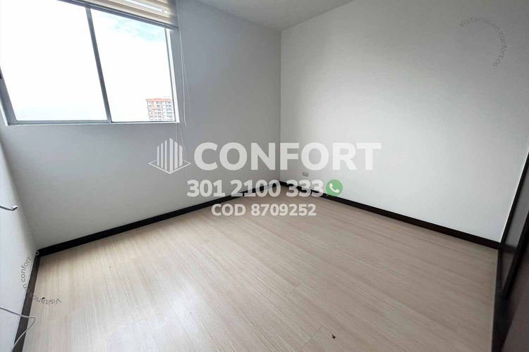 Apartamento de 3 alcobas en arriendo en Loma Del Esmeraldal, Envigado, 90 m² · foto 10 de 24