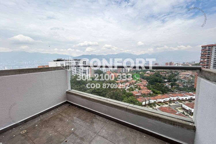 Apartamento de 3 alcobas en arriendo en Loma Del Esmeraldal, Envigado, 90 m² · foto 23 de 24