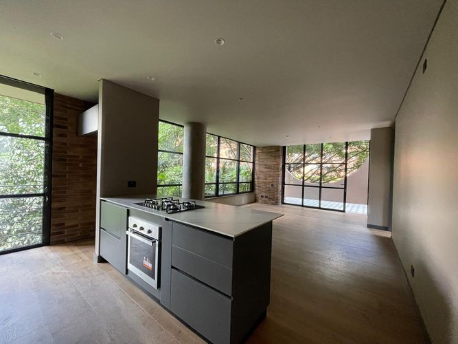 Apartamento de 2 alcobas en venta en Castropol, Medellín, 101 m² · foto 4 de 15