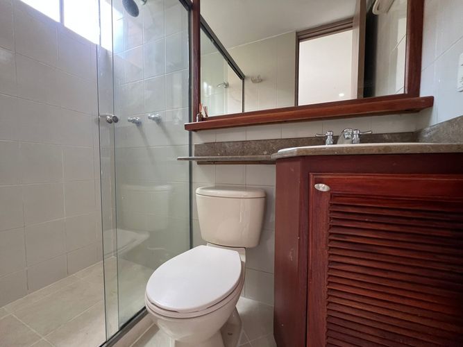 Apartamento de 3 alcobas en arriendo en El Poblado, Medellín, 73 m² · foto 16 de 16