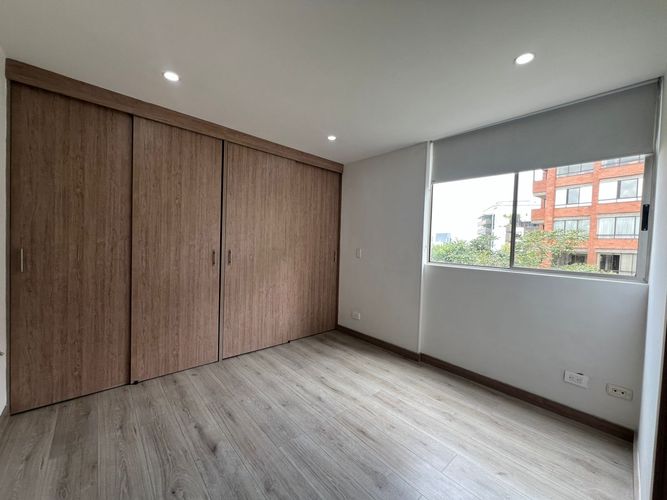 Apartamento de 3 alcobas en arriendo en El Poblado, Medellín, 73 m² · foto 14 de 16
