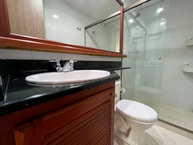 Apartamento de 3 alcobas en arriendo en El Poblado, Medellín, 73 m² · foto 15 de 16
