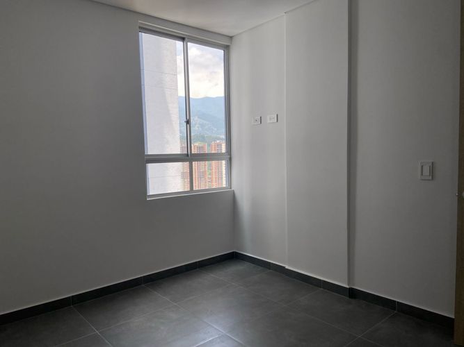 Apartamento de 3 alcobas en venta en Vegas De La Doctora, Sabaneta, 72 m² · foto 13 de 19
