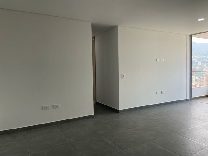 Apartamento de 3 alcobas en venta en Vegas De La Doctora, Sabaneta, 72 m² · foto 3 de 19