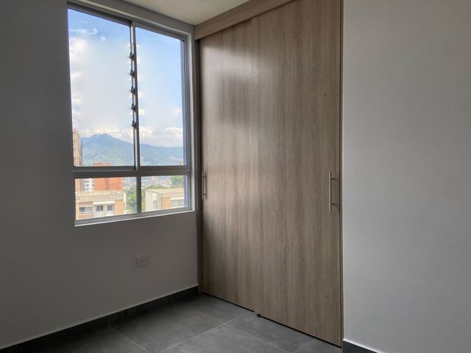 Apartamento de 3 alcobas en venta en Vegas De La Doctora, Sabaneta, 72 m² · foto 16 de 19