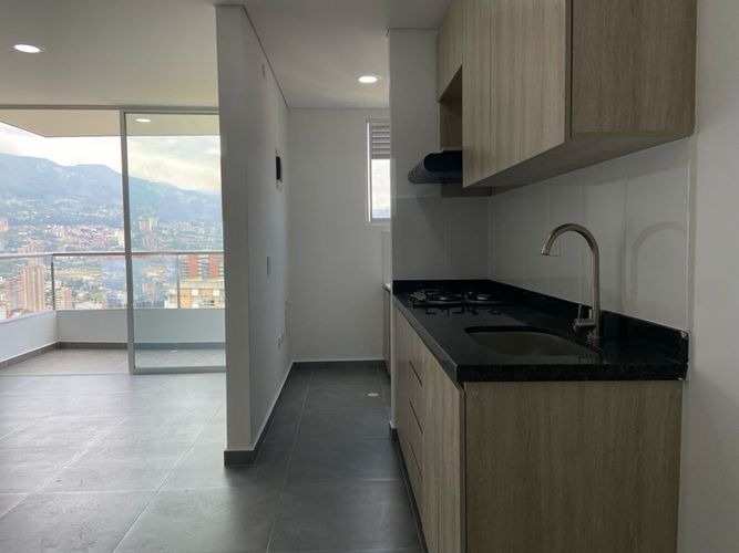 Apartamento de 3 alcobas en venta en Vegas De La Doctora, Sabaneta, 72 m² · foto 5 de 19