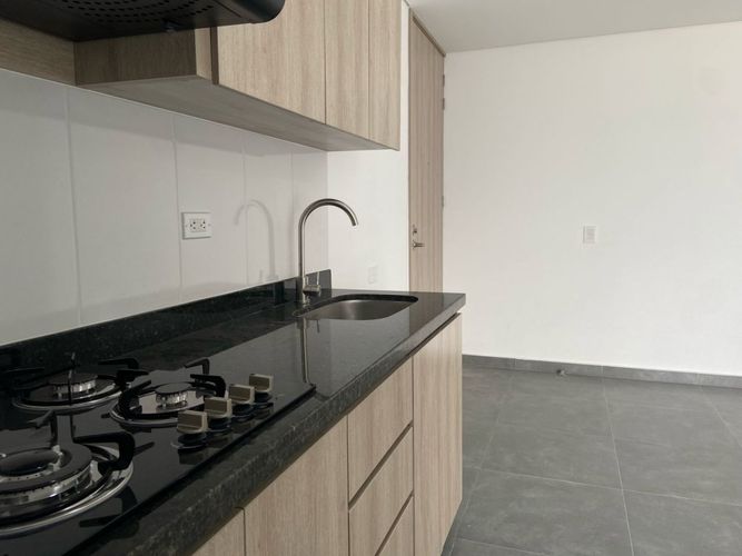 Apartamento de 3 alcobas en venta en Vegas De La Doctora, Sabaneta, 72 m² · foto 7 de 19