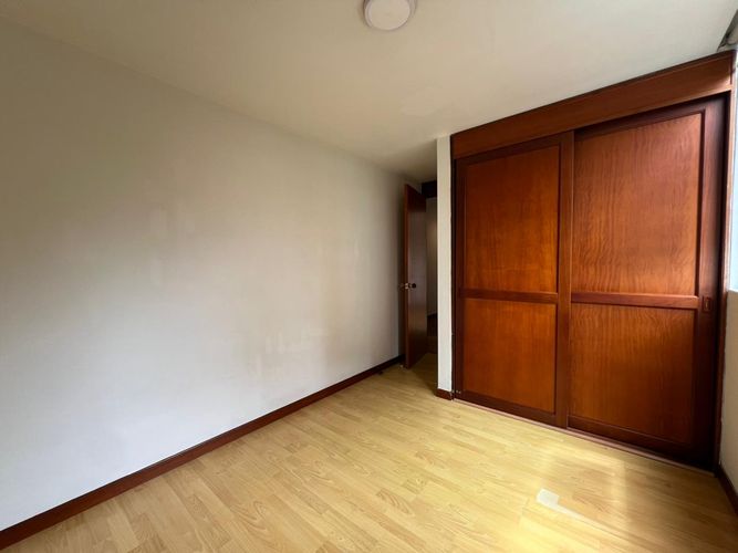 Apartamento de 3 alcobas en arriendo en El Poblado, Medellín, 88 m² · foto 8 de 14
