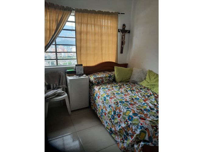 Casa de 5 alcobas en venta en Las Palmas, Medellín, 94 m² · foto 12 de 14
