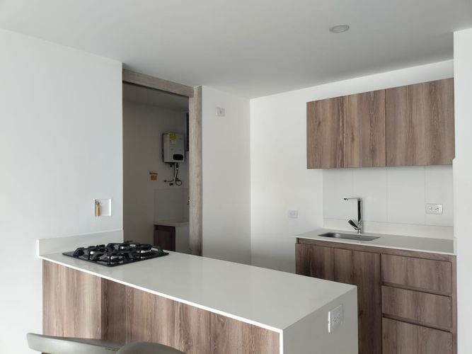 Apartamento de 1 alcoba en arriendo en El Poblado, Medellín, 55 m² · foto 4 de 12