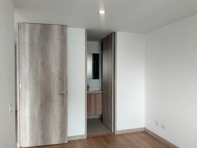 Apartamento de 1 alcoba en arriendo en El Poblado, Medellín, 55 m² · foto 9 de 12